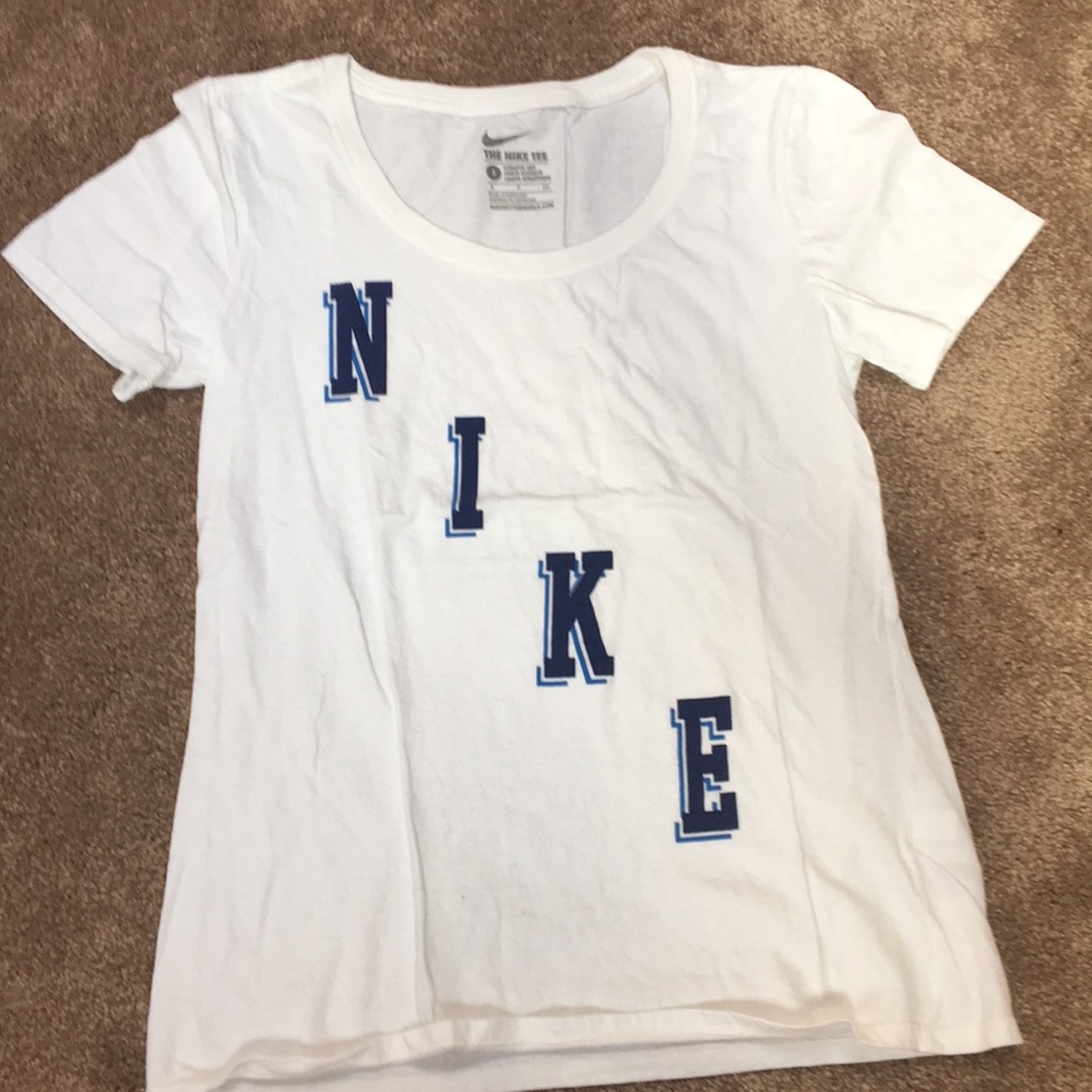 Nike s whits tee